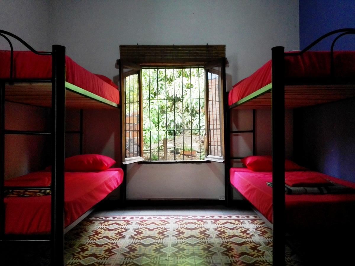 Raiz Hostel Medellín Esterno foto